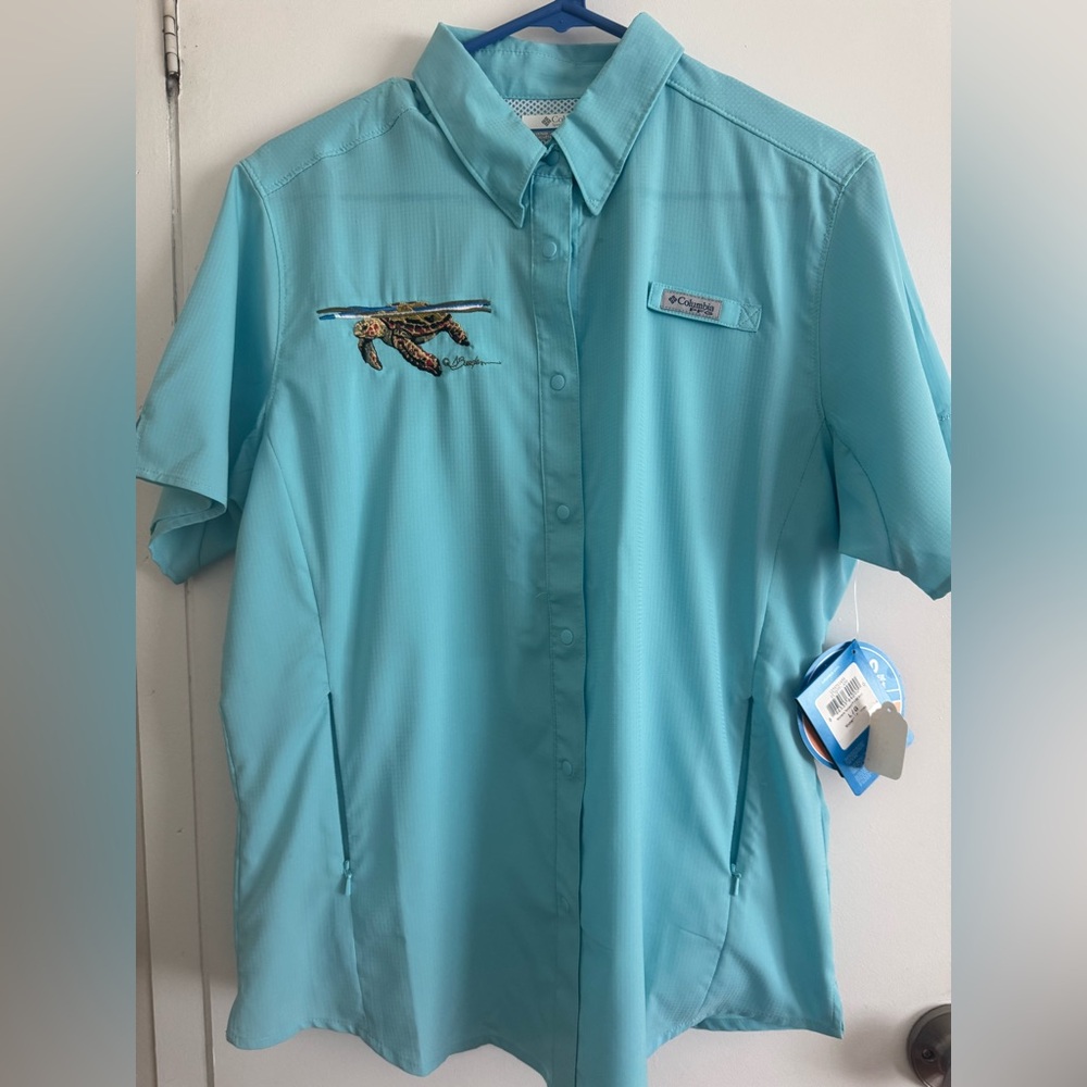 Columbia Aqua Short Sleeve Shirt